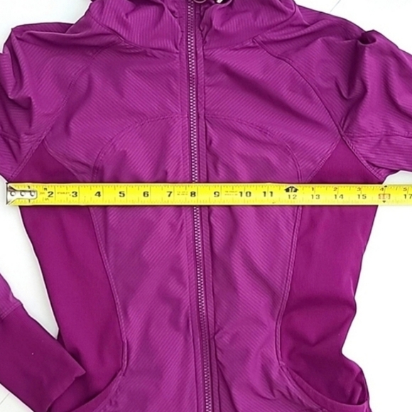 Lululemon In Flux Reversible Jacket Pink Purple Full Zip Hood Thumbholes Size 6 - Picture 13 of 15